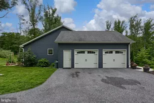 3206 Sutton Dr, Harrisburg, PA 17112 - Photo 3