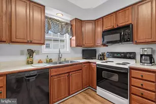 162 Leonard Ln, Harrisburg, PA 17111 - Photo 13