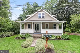 208 Pearl St, Millersburg, PA 17061 - Photo 1