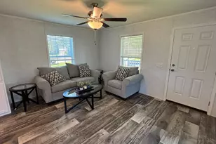 453 E Market St, Williamstown, PA 17098 - Photo 5