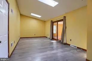 888 Sunny Hill Ln, Harrisburg, PA 17111 - Photo 7