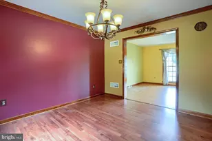 888 Sunny Hill Ln, Harrisburg, PA 17111 - Photo 17