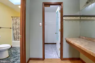 888 Sunny Hill Ln, Harrisburg, PA 17111 - Photo 33