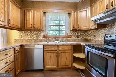 888 Sunnyhill Lane, Harrisburg, PA 17111 - Photo 11