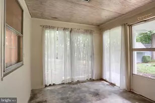 5652 Union Deposit Rd, Harrisburg, PA 17111 - Photo 7