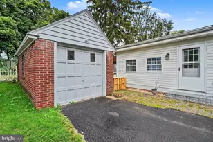 2929 Locust Ln, Harrisburg, PA 17109 - Photo 21
