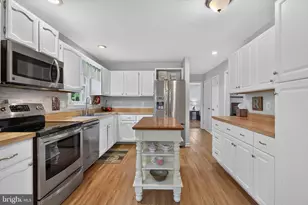 231 Dogwood Dr, Hershey, PA 17033 - Photo 11
