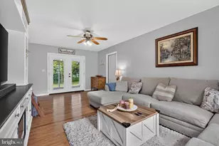231 Dogwood Dr, Hershey, PA 17033 - Photo 17
