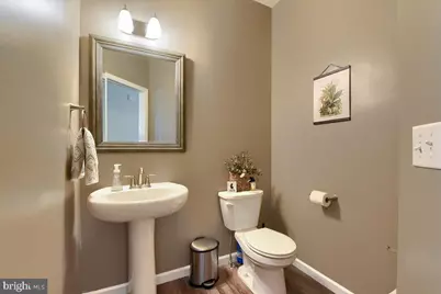 801 Anthony Drive, Harrisburg, PA 17111 - Photo 5