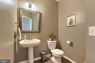801 Anthony Dr, Harrisburg, PA 17111 - Photo 5