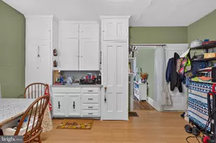 325 Park Ave, Hershey, PA 17033 - Photo 7