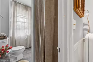 325 Park Ave, Hershey, PA 17033 - Photo 23