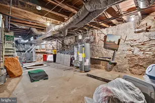 325 Park Ave, Hershey, PA 17033 - Photo 13