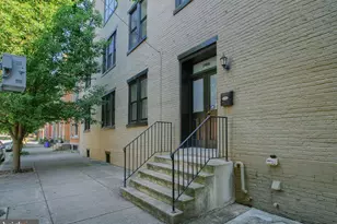 1701A Green St, Harrisburg, PA 17102 - Photo 3