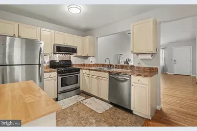 6270 Spring Knoll Drive, Harrisburg, PA 17111 - Photo 7