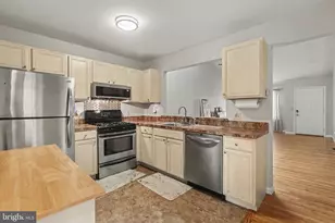 6270 Spring Knoll Dr, Harrisburg, PA 17111 - Photo 7