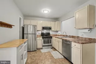 6270 Spring Knoll Dr, Harrisburg, PA 17111 - Photo 9