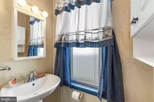 26 N 28th St, Harrisburg, PA 17103 - Photo 15