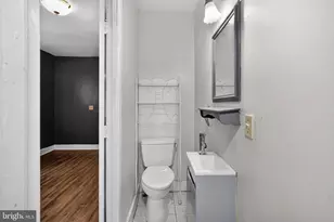 1010 N 19th St, Harrisburg, PA 17103 - Photo 13