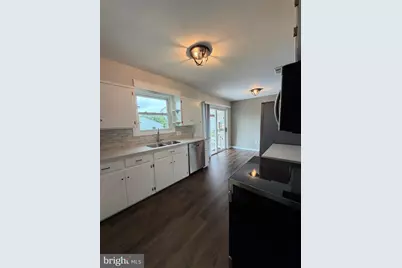 1648 E Caracas Avenue, Hershey, PA 17033 - Photo 7
