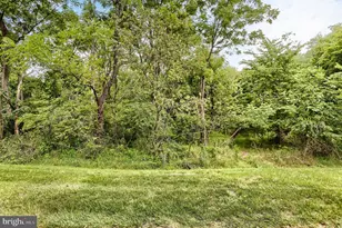 453 Waverly Woods Dr, Harrisburg, PA 17110 - Photo 39