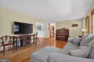 4741 Broadway St, Harrisburg, PA 17111 - Photo 7
