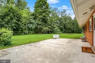 4323 Long Dr, Harrisburg, PA 17112 - Photo 39
