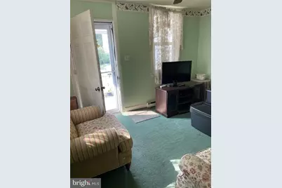 304 W 2nd Street, Hummelstown, PA 17036 - Photo 3