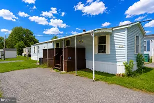 327 Caravan Ct, Middletown, PA 17057 - Photo 1