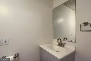 429 S 14th St, Harrisburg, PA 17104 - Photo 11