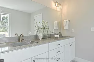 2428 Hawthorne Dr, Harrisburg, PA 17110 - Photo 21
