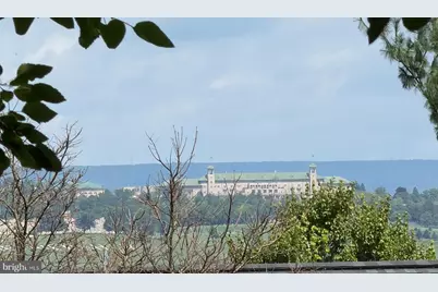 95 S Hills Dr Drive, Hershey, PA 17033 - Photo 5