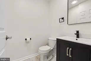 95 S Hills Dr Dr, Hershey, PA 17033 - Photo 29
