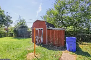 271 S 33rd St, Harrisburg, PA 17111 - Photo 23