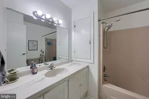430 W Chocolate Ave, Hershey, PA 17033 - Photo 19