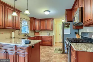 202 Fox Grove Pl, Hummelstown, PA 17036 - Photo 11