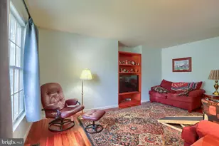 202 Fox Grove Pl, Hummelstown, PA 17036 - Photo 5