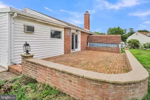 573 Wellington Rd, Harrisburg, PA 17109 - Photo 3