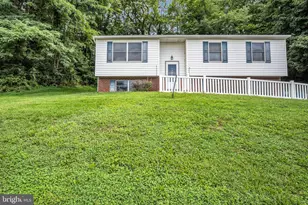 396 Whiteside Ave, Highspire, PA 17034 - Photo 1