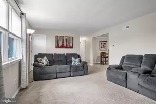 7894 Manor Dr, Harrisburg, PA 17112 - Photo 3