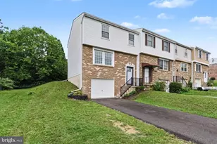 685 S 82nd St, Harrisburg, PA 17111 - Photo 3