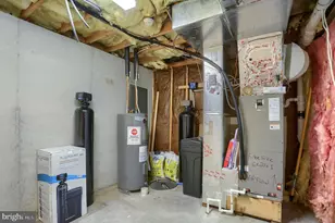 2143 St Clair Ct, Harrisburg, PA 17110 - Photo 25