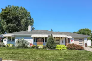 503 Maple Ave, Hershey, PA 17033 - Photo 1