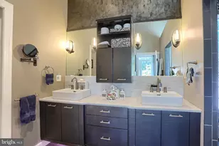 503 Maple Ave, Hershey, PA 17033 - Photo 21