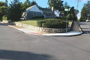 211 Wood St, Harrisburg, PA 17109 - Photo 1