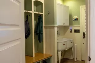 239 Elm Ave, Hershey, PA 17033 - Photo 37