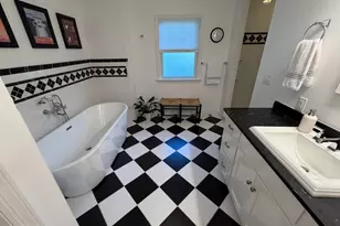 239 Elm Ave, Hershey, PA 17033 - Photo 27