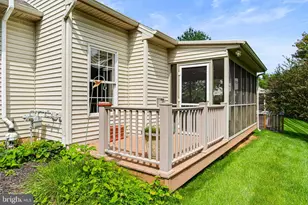 2271 Southpoint Dr, Hummelstown, PA 17036 - Photo 43