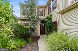 2271 Southpoint Dr, Hummelstown, PA 17036 - Photo 5