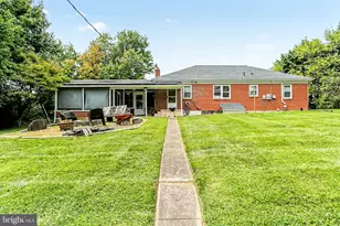311 N 70th St, Harrisburg, PA 17111 - Photo 33